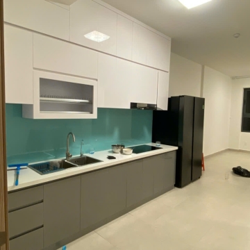TỦ BẾP GỖ KẾT HỢP NHỰA CĂN HỘ CITI ESTO Q2