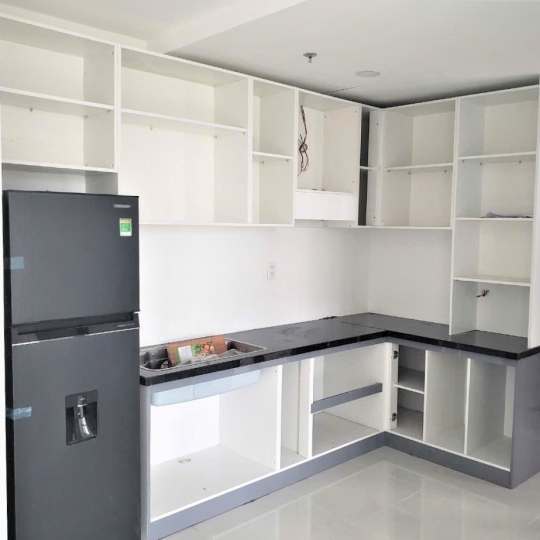 BẾP BẾP THÙNG NHỰA  CÁNH ACRYLIC KẾT HỢP NHÔM KÍNH 