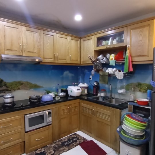 CẢI TẠO BẾP GỖ BỊ MỐ MỌT 