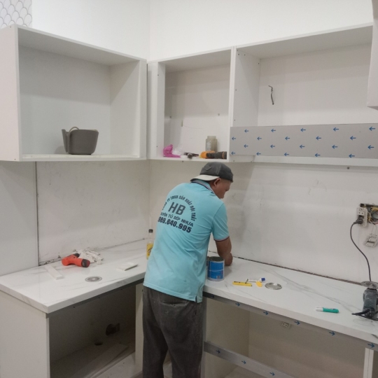ĐẬP BỎ BẾP XÂY BÊ TÔNG THAY LẠI BẰNG BẾP THÙNG NHỰA 