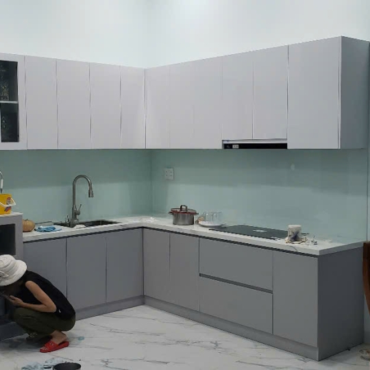 BÀN GIAO BẾP MODUN THÙNG NHỰA NHÀ CHỊ LOAN TÂN UYÊN