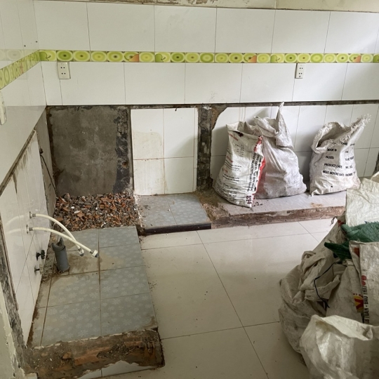 XỬ LÝ BỎ BẾP BÊ TÔNG LÀM MỚI BẰNG BẾP NHỰA 
